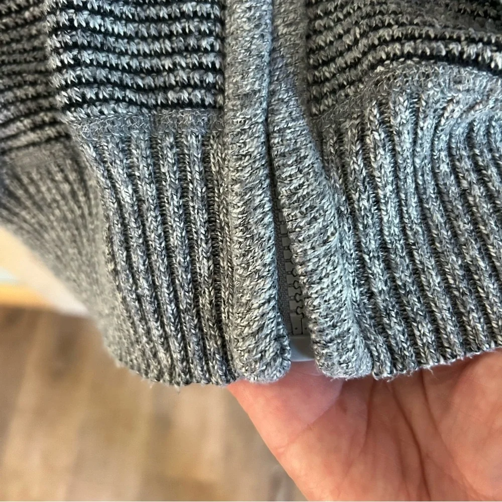 Stillwater Supply Co. Men’s Zip Fleece-Lined Knit Cardigan. Size Medium.